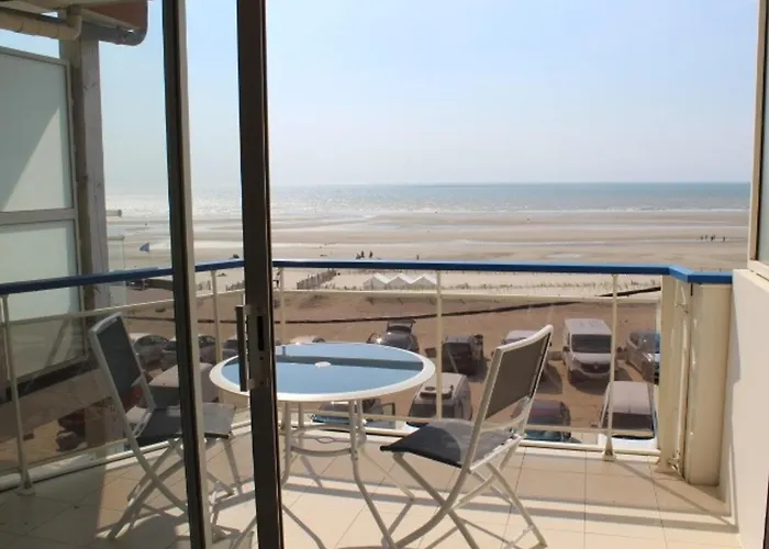 Apartment : Cosy A Deux Pas De La Mer, Animaux Admis, Parking Privatif - Fr-1-482-27